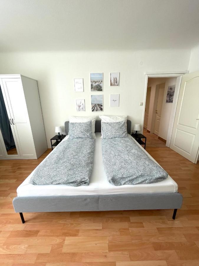 Cosy Apartment Near Schoenbrunn & Meidlinger Market Viena Exterior foto